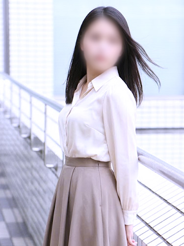 清楚で従順な人妻 るな1