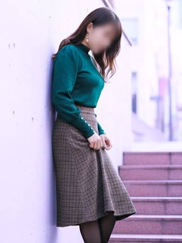 巨乳で「くびれ」の美ボディ みなみ5