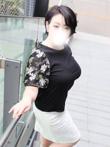 AV女優 爆乳グラマーな熟女 柏木舞子0