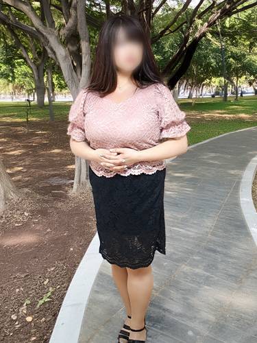 小柄でエッチな熟女 めぐみ2