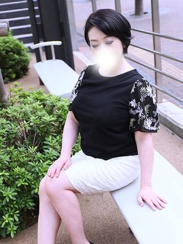AV女優 爆乳グラマーな熟女 柏木舞子4