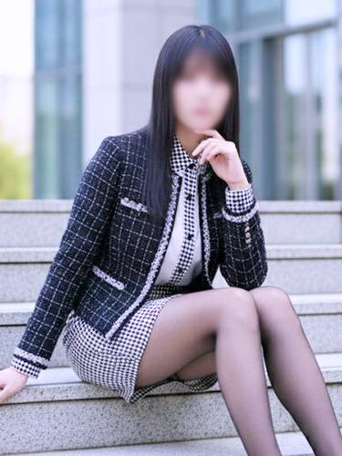 高身長でスレンダーな若妻 おとは3