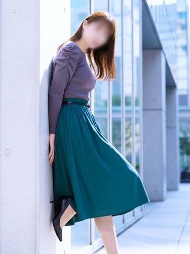 元CAのマナー講師が秘密のアルバイト あゆ2